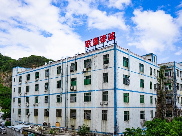 數(shù)據(jù)線OEM加工源頭廠家，聯(lián)鑫德誠(chéng)數(shù)據(jù)線廠家